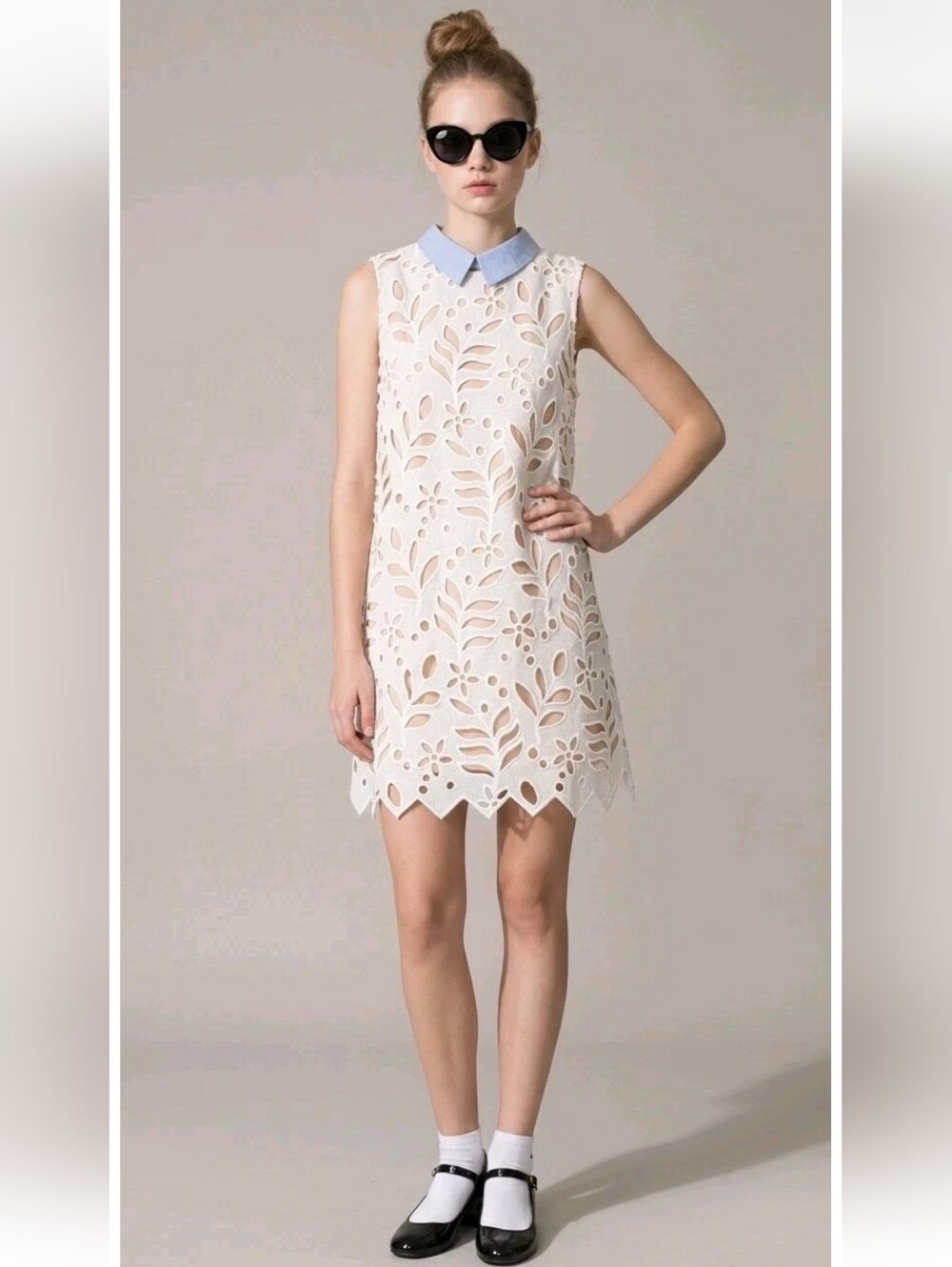 English Factory Sleeveless Laser Cut Floral With Collar Mini Dress! Size S